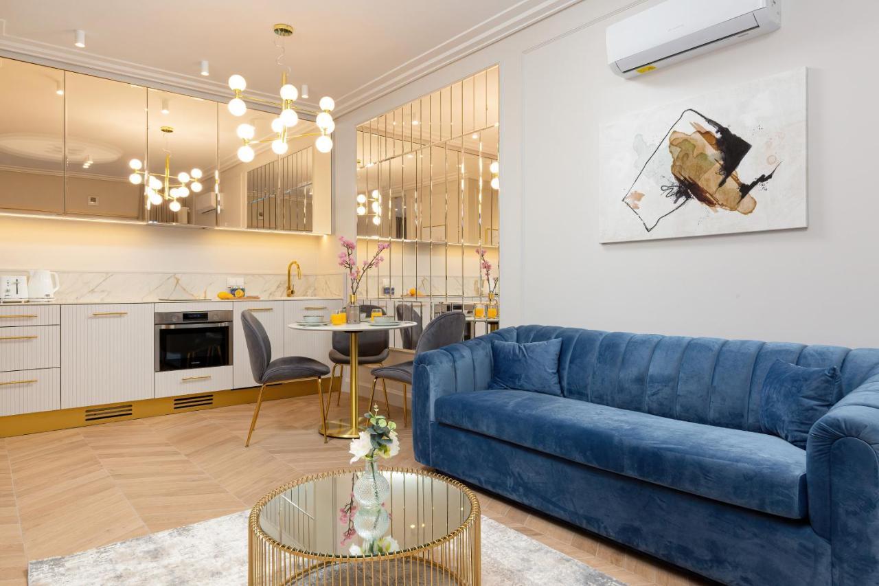 Mennica Residence Central Apartment By Renters Prestige Varsavia Esterno foto